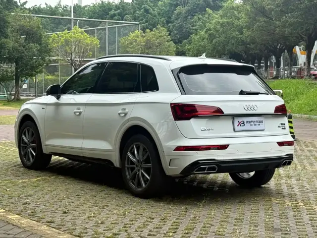 Audi Audi Q5L 2022 45T Luxury Dynamic — Фото автомобиля 4
