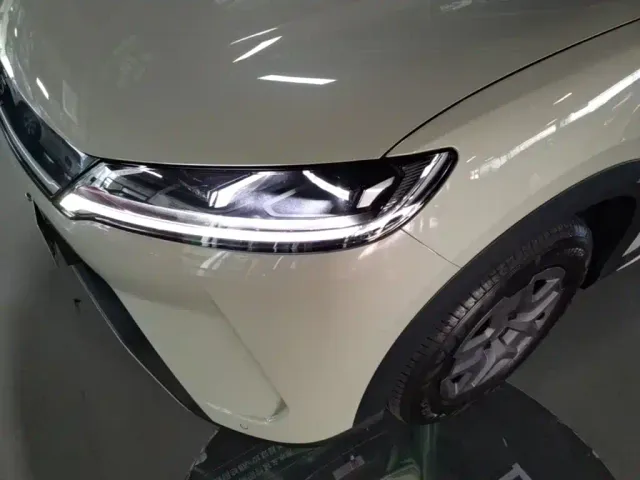 BYD Yuan UP — Фото автомобиля 23
