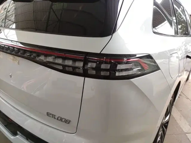 Dongfeng eπ 008 — Фото автомобиля 7