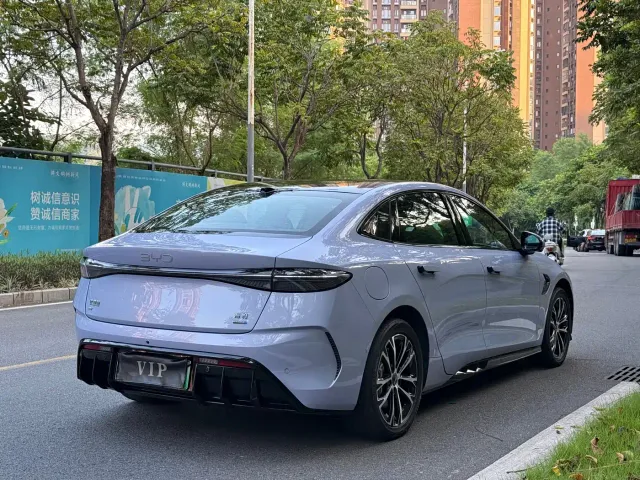 BYD Seal — Фото автомобиля 10