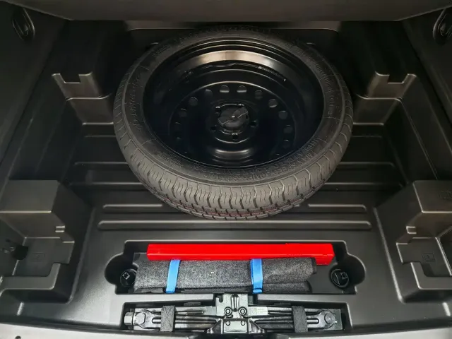 Buick Envision Plus — Фото автомобиля 17
