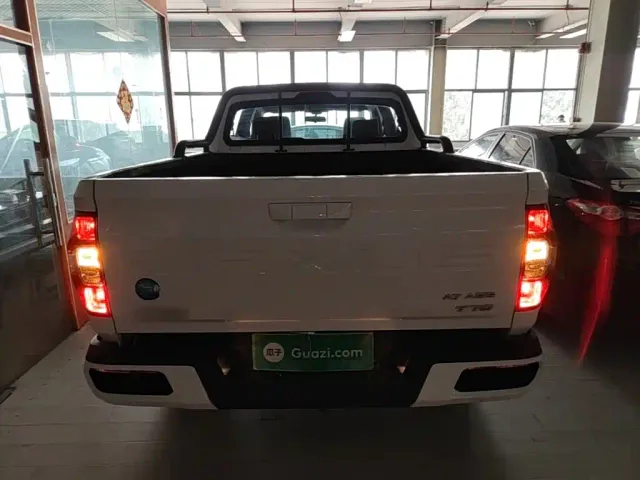 Maxus T70 — Фото автомобиля 5