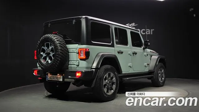 Jeep Wrangler Wrangler (JL) 2.0 Rubicon 4 двери Earl Clear Coat — Фото автомобиля 2