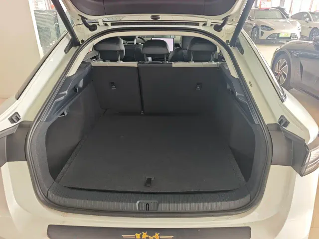 Volkswagen ID.7 Vizzion — Фото автомобиля 10
