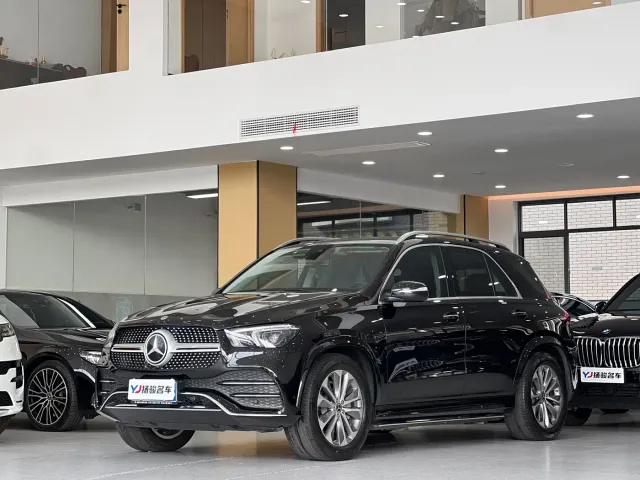 Фотография автомобиля — Mercedes-Benz GLE-Class
