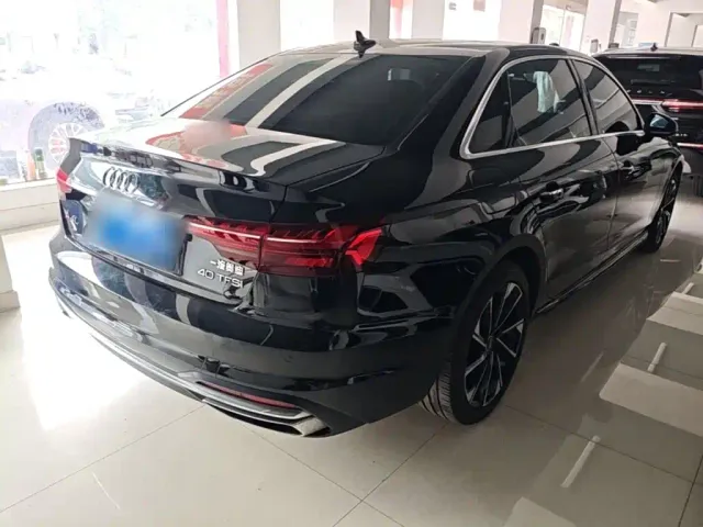 Audi A4L — Фото автомобиля 4