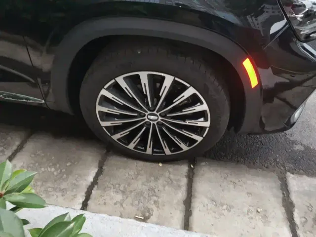 Geely Xingyue L — Фото автомобиля 24