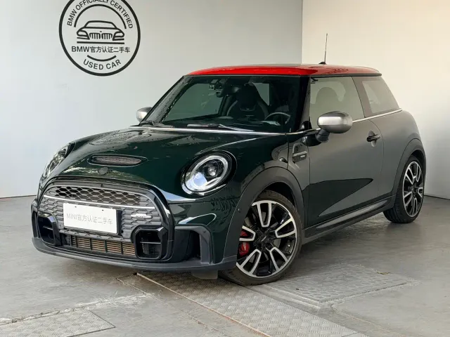 Фотография автомобиля — MINI John Cooper Works