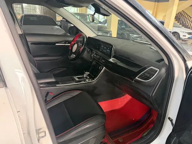 Kia Seltos — Фото автомобиля 9