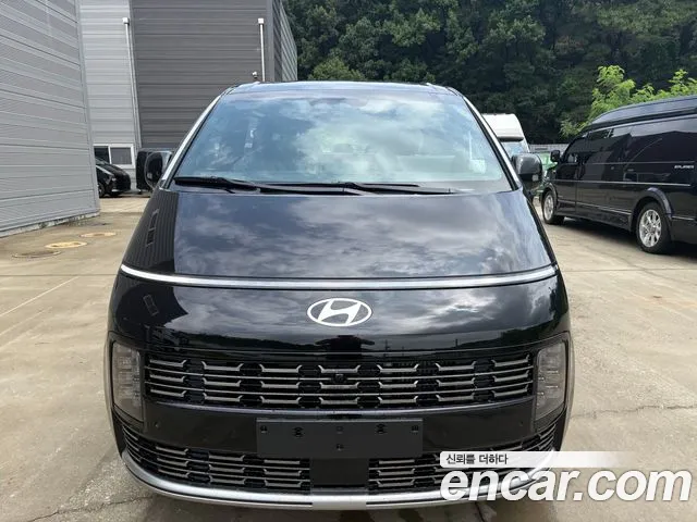 Hyundai Staria Новый Staria — Фото автомобиля 3