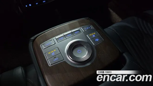 Genesis G80 Бензин 2.5 турбо 2WD — Фото автомобиля 16