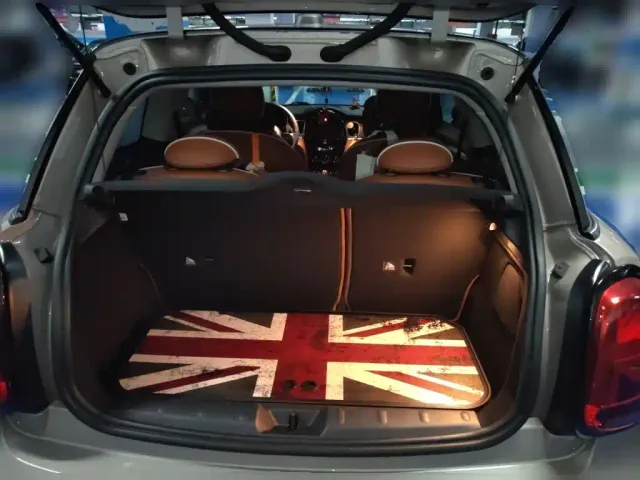 MINI Hatch — Фото автомобиля 15