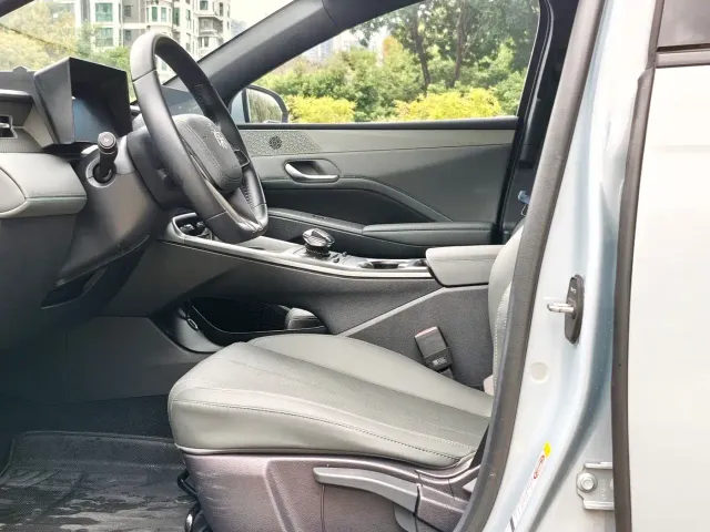 BYD Qin PLUS — Фото автомобиля 14