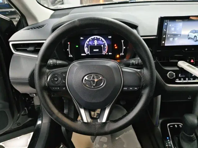Toyota Frontlander — Фото автомобиля 10