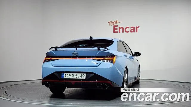 Hyundai AVANTE — Фото автомобиля 4
