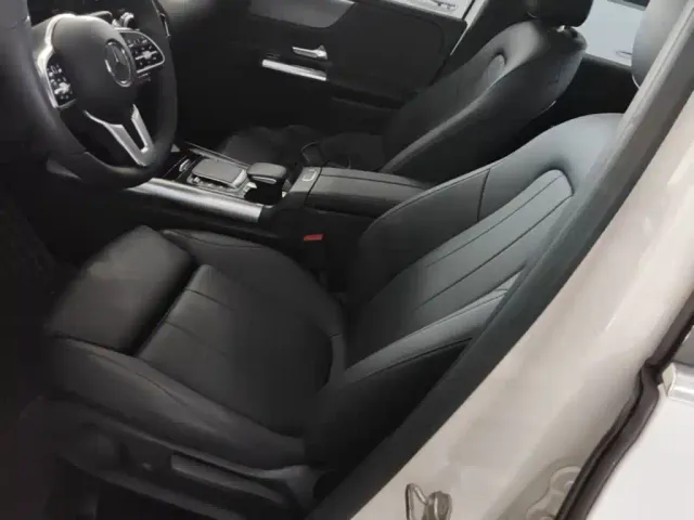 Mercedes-Benz B-Class — Фото автомобиля 14