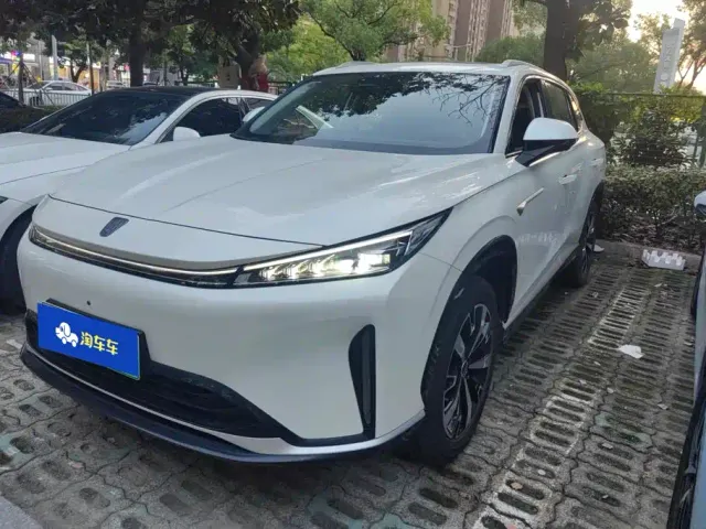 Фотография автомобиля — Roewe D5X DMH