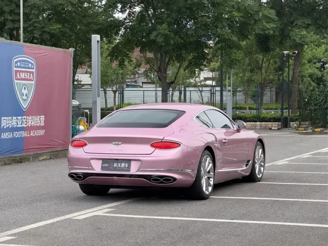 Bentley Continental 2022 4.0T GT V8 — Фото автомобиля 5