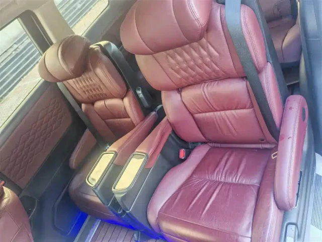 Honda Elysion — Фото автомобиля 15