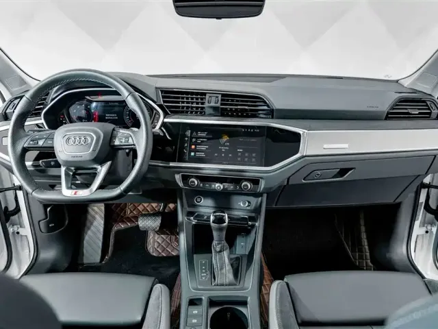 Audi Q3 Sportback — Фото автомобиля 10