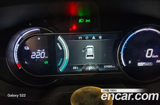 Kia Niro — Фото автомобиля 12