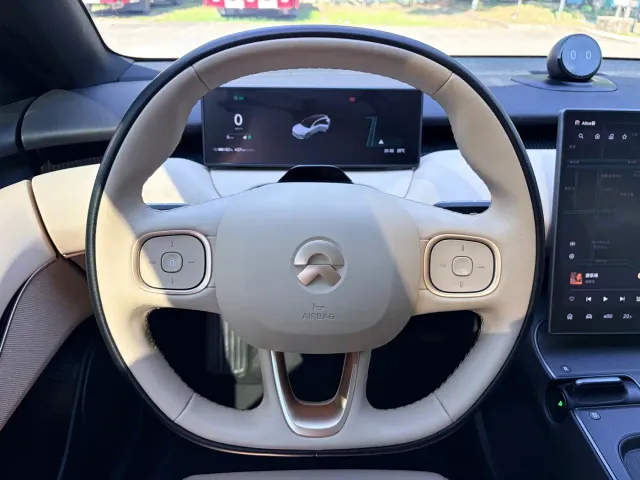 Nio ET5 Touring — Фото автомобиля 14