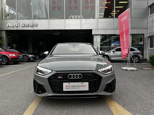 Audi S4 — Фото автомобиля 2