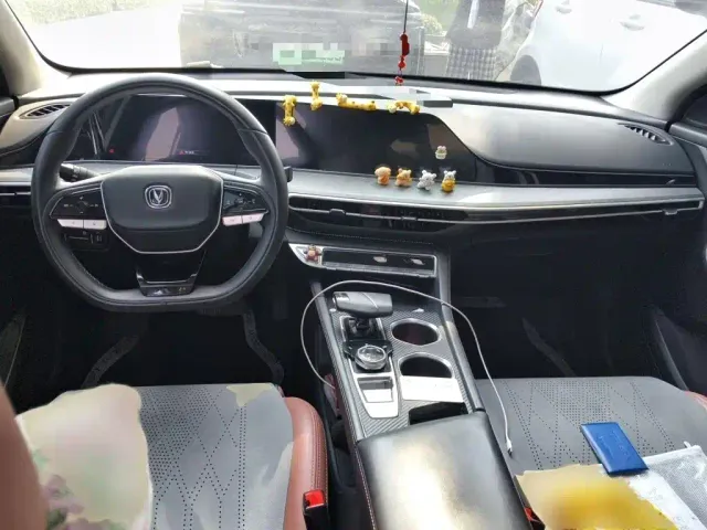 Changan Eado — Фото автомобиля 12