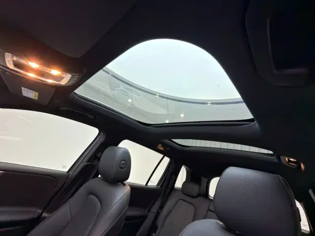 Mercedes-Benz GLB-Class — Фото автомобиля 13
