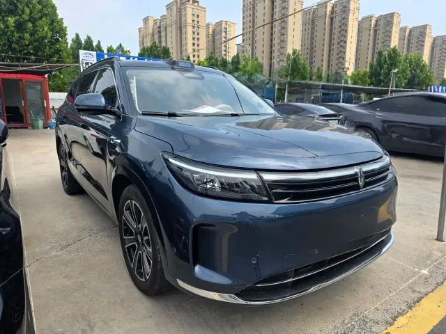 Aito M7 — Фото автомобиля 3