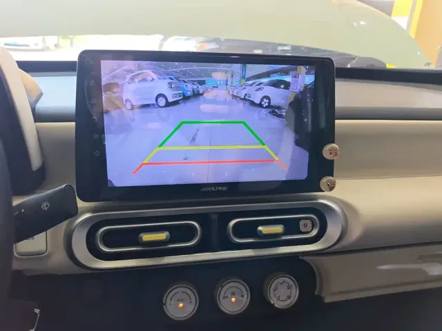 Wuling Hongguang Mini EV — Фото автомобиля 12