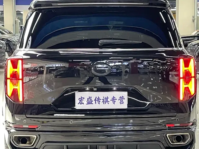 GAC Trumpchi GS8 — Фото автомобиля 8