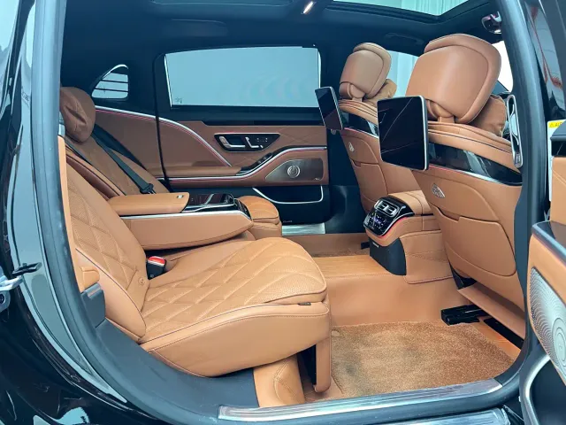 Mercedes-Benz Maybach S-Class — Фото автомобиля 13