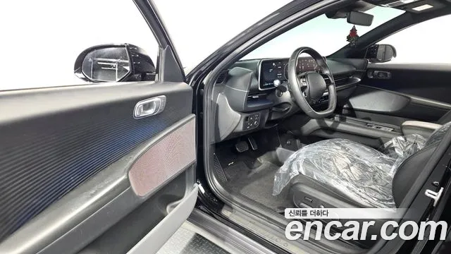 Hyundai Ioniq 6 — Фото автомобиля 15