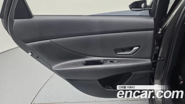 Hyundai Avante CN7 — Фото автомобиля 14