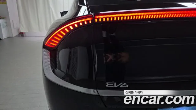 Kia EV6 — Фото автомобиля 20