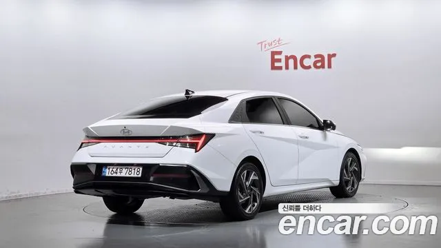 Hyundai Avante — Фото автомобиля 2