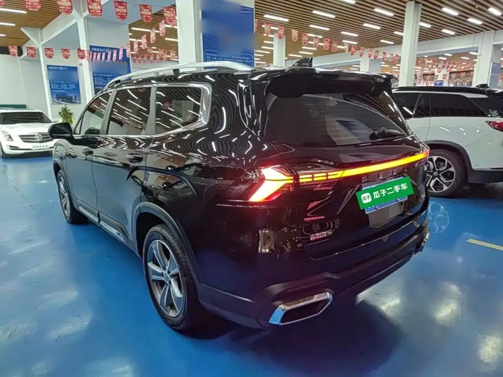 Geely Haoyue L 2024 Model 2.0T DCT Premium — Фото автомобиля 4