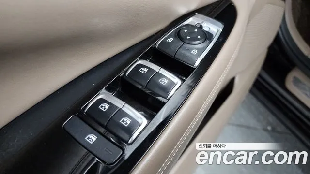 Kia K8 K8 Hybrid — Фото автомобиля 30