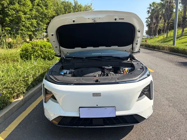 Geely Galaxy L7 — Фото автомобиля 10