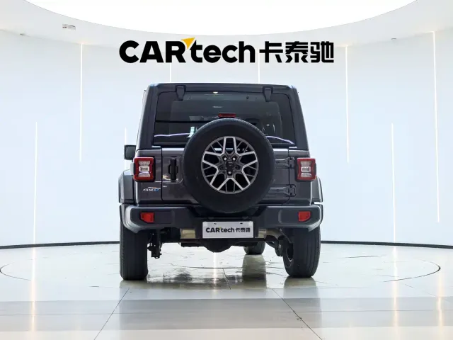 Jeep Wrangler 4xe — Фото автомобиля 2