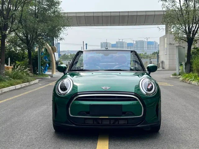 MINI Hatch — Фото автомобиля 2