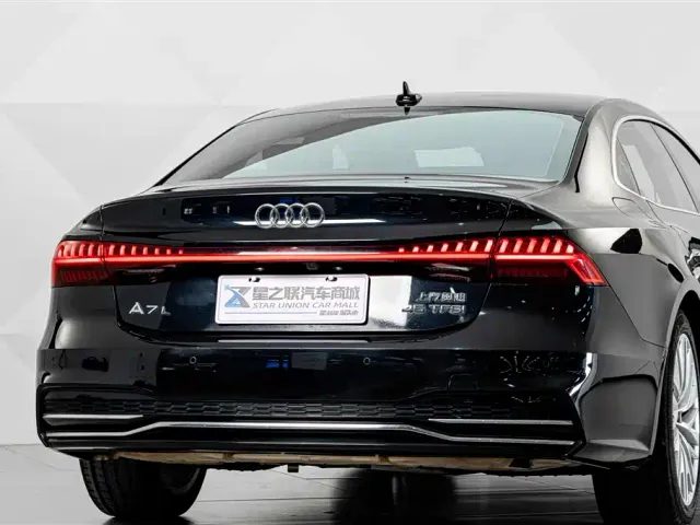Audi A7L — Фото автомобиля 7