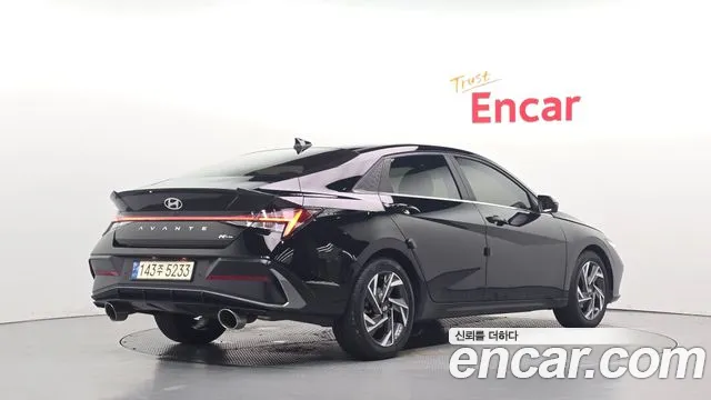 Hyundai Avante CN7 — Фото автомобиля 2