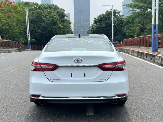 Toyota Camry — Фото автомобиля 23
