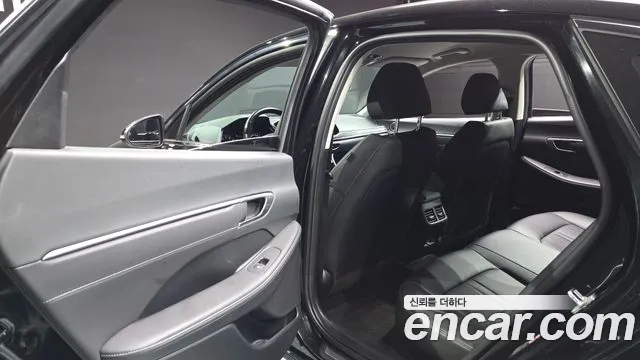 Hyundai Sonata Sonata (DN8) 2.0 LPG(Для проката) — Фото автомобиля 26