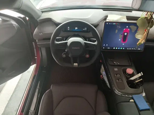 Xiaomi SU7 — Фото автомобиля 2