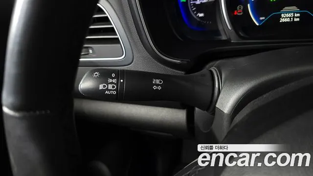 Renault-KoreaSamsung QM6 Новый QM6 2.0 GDe RE Signature 2WD — Фото автомобиля 28