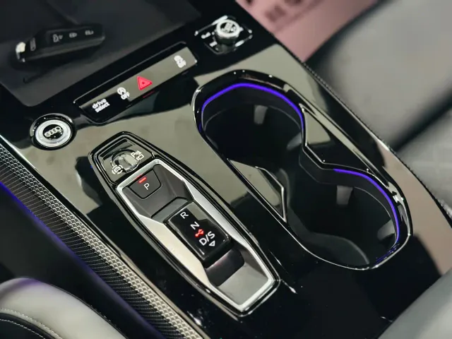 Audi A5L — Фото автомобиля 15