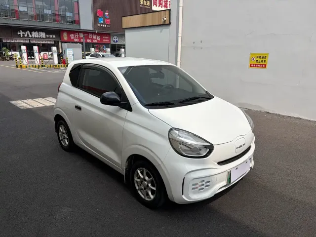 Roewe Clever — Фото автомобиля 3